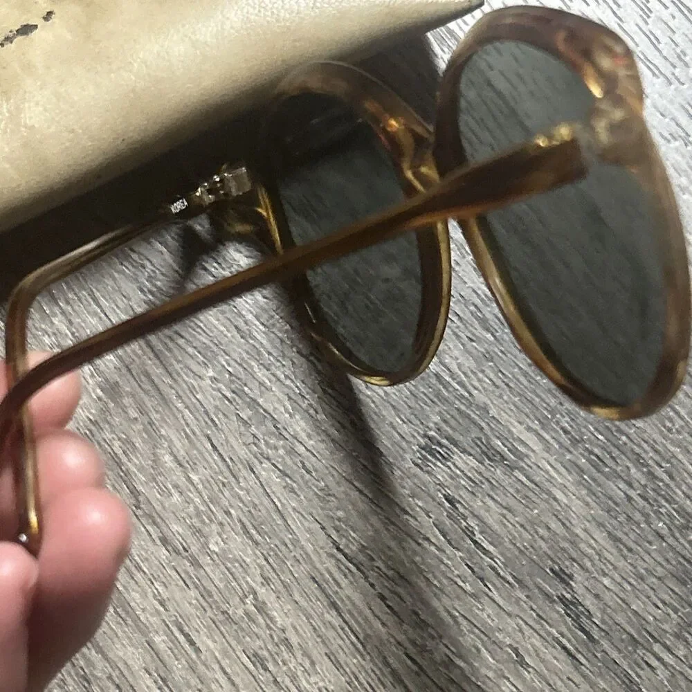 VINTAGE 70s OVERSIZED TORTOISE LADIES OVAL SUNGLASSES + CASE